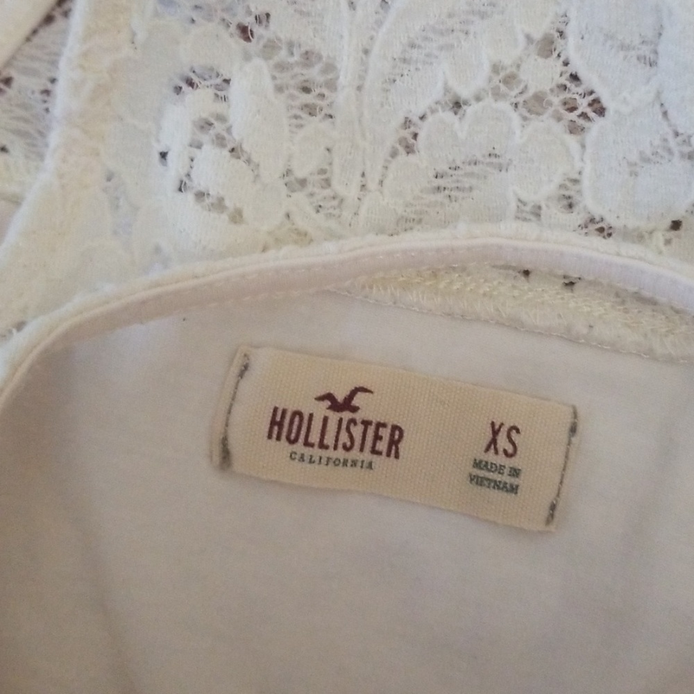 Lace dress - Picture 3 of 5